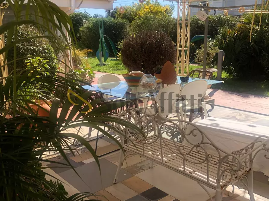 Immagine 20 di Loft/Open space in affitto  a Latina