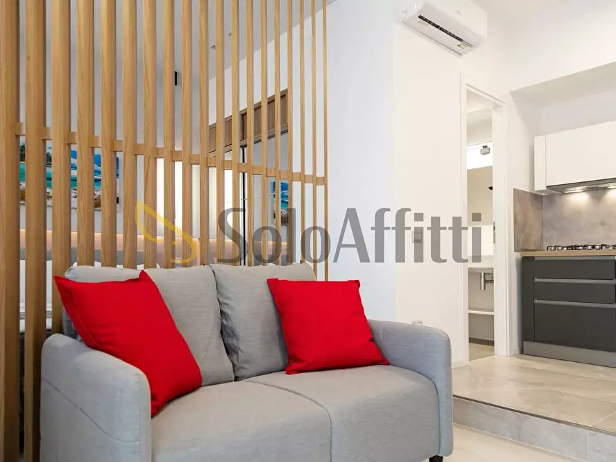 Immagine 19 di Appartamento in affitto  in Via Teocrito 48 a Catania