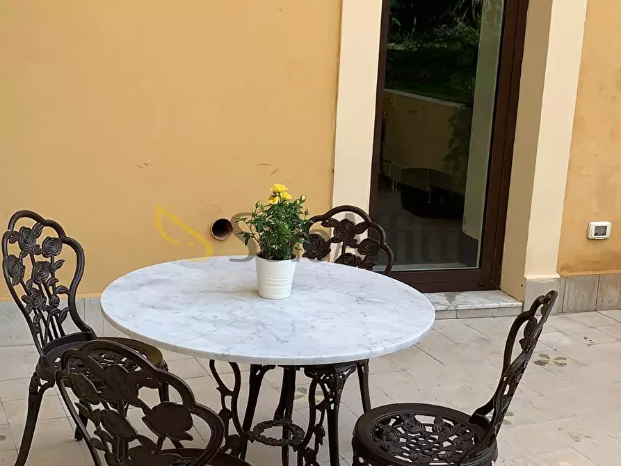 Immagine 9 di Trilocale in affitto  a Catania