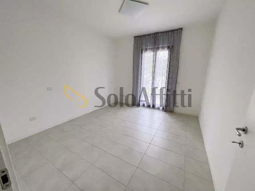 Immagine 5 di Trilocale in affitto  a Osimo