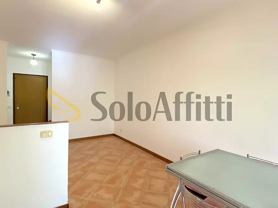 Immagine 4 di Trilocale in affitto  in Via Erminio Macario 60 a Roma