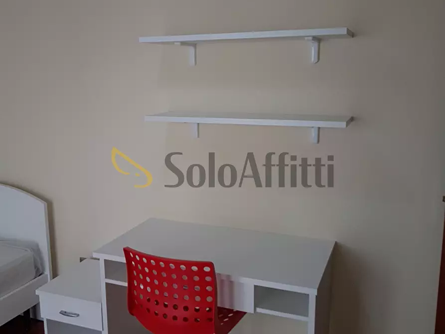 Immagine 16 di Pentalocale in affitto  a Catanzaro