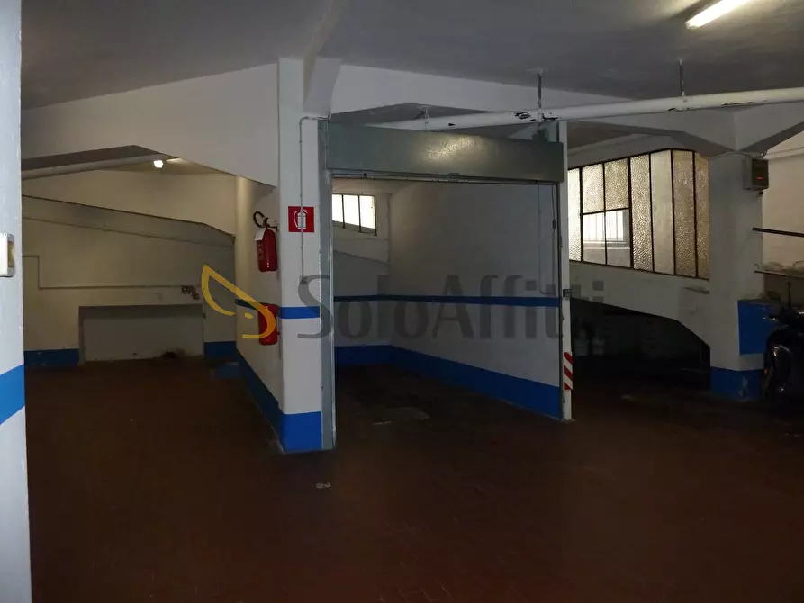 Immagine 4 di Garage in affitto  in Via XX Settembre a San Remo