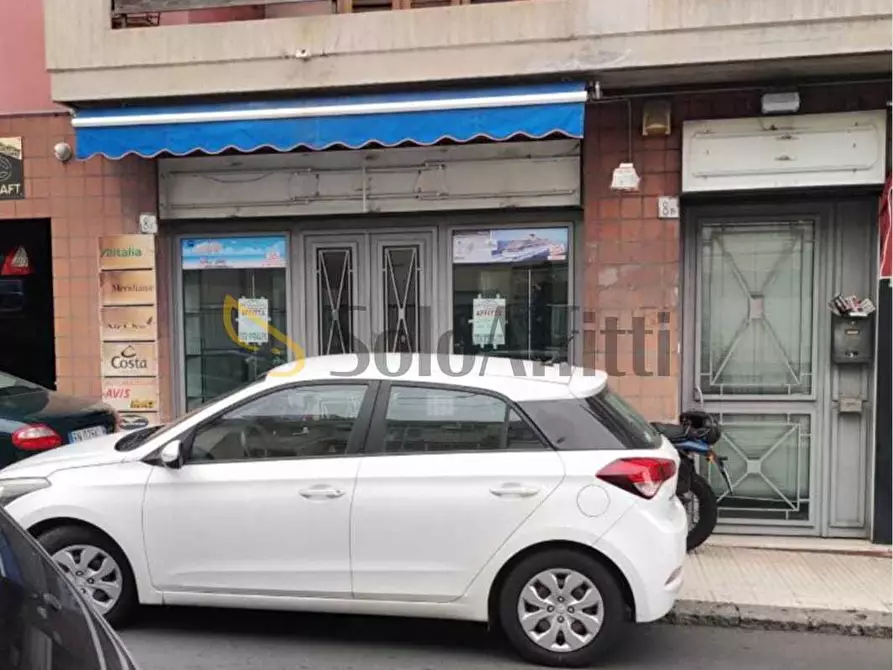 Immagine 5 di Attività artigianale in affitto  a Aci Castello