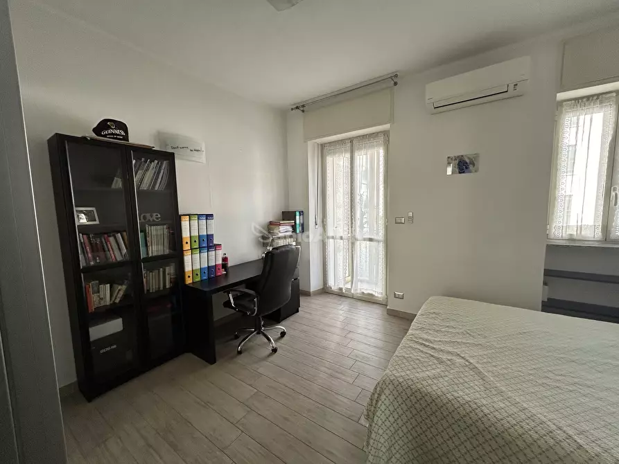 Immagine 26 di Trilocale in affitto  a Torino