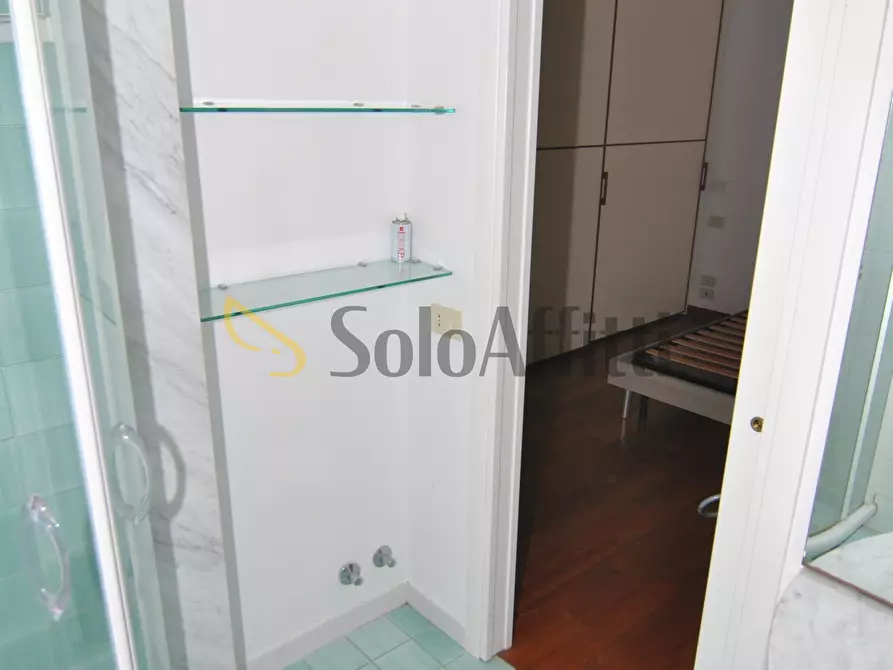 Immagine 19 di Casa indipendente in affitto  in Via di Montenero 191 a Livorno