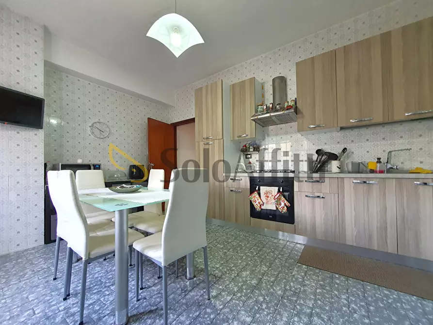 Immagine 7 di Trilocale in affitto  a Catanzaro