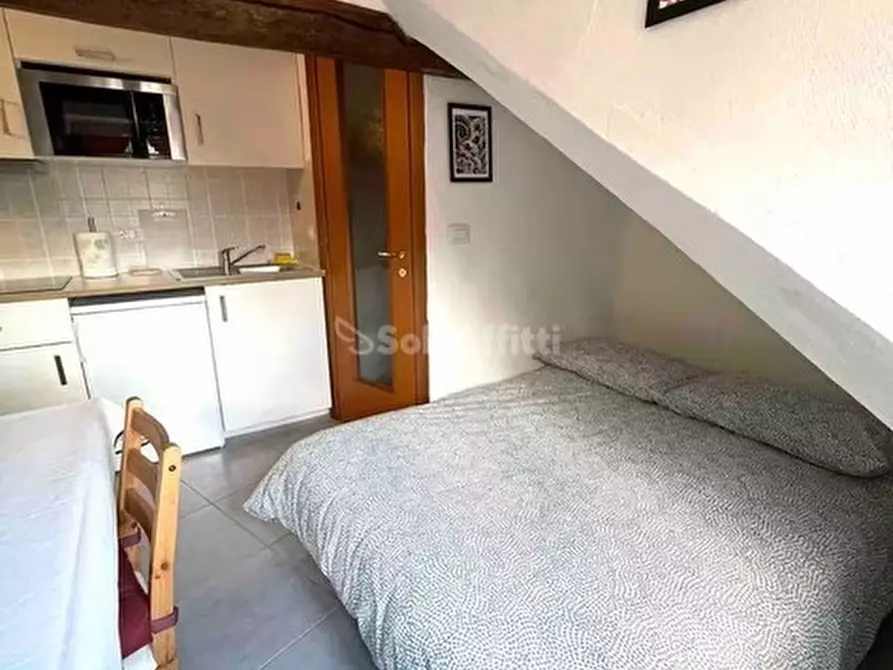 Immagine 8 di Mansarda in affitto  a Torino