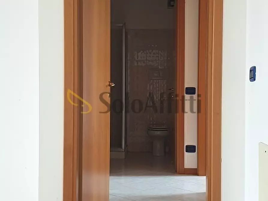 Immagine 10 di Trilocale in affitto  in via galvani 2 a Solaro