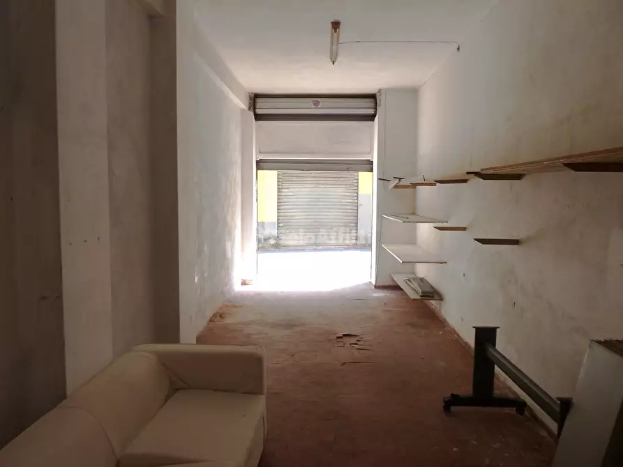 Immagine 2 di Magazzino in affitto  in Piazza San Siro a San Remo