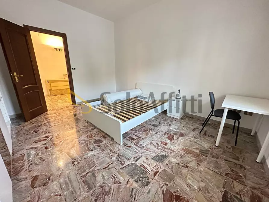 Immagine 6 di Stanza singola in affitto  in Via Ferrarecce a Caserta