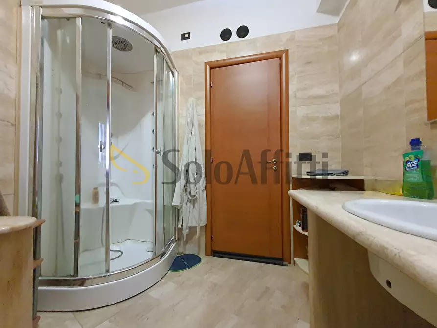 Immagine 15 di Bilocale in affitto  a Catanzaro