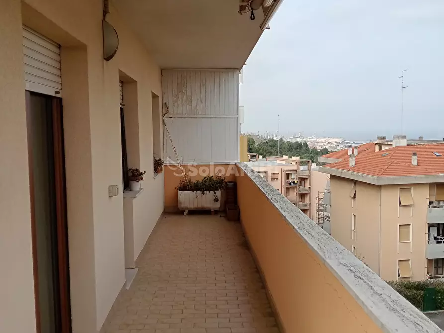 Immagine 3 di Quadrilocale in affitto  a Falconara Marittima