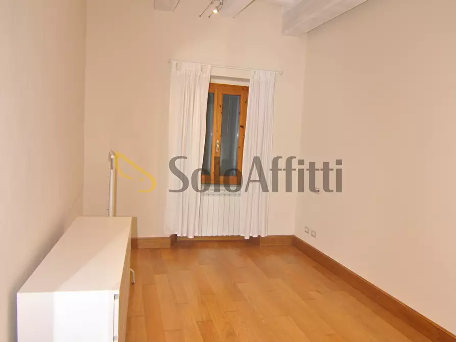 Immagine 7 di Trilocale in affitto  a Livorno