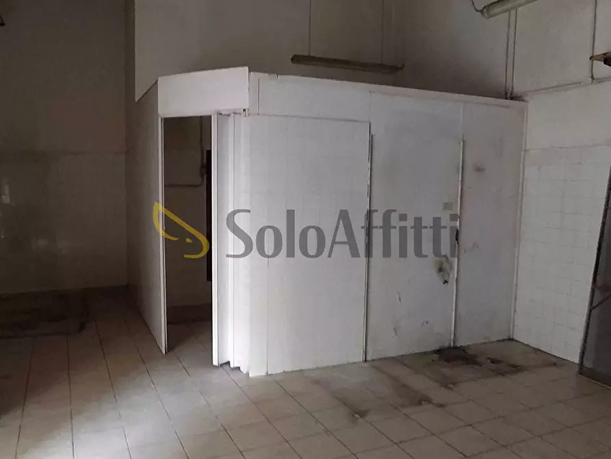 Immagine 2 di Magazzino in affitto  in Via del Serpente a Terni