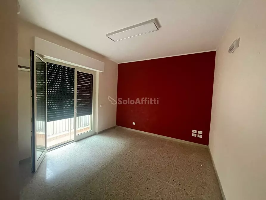 Immagine 1 di Ufficio in affitto  in Via Giannangelo Spagnolio a Reggio Di Calabria