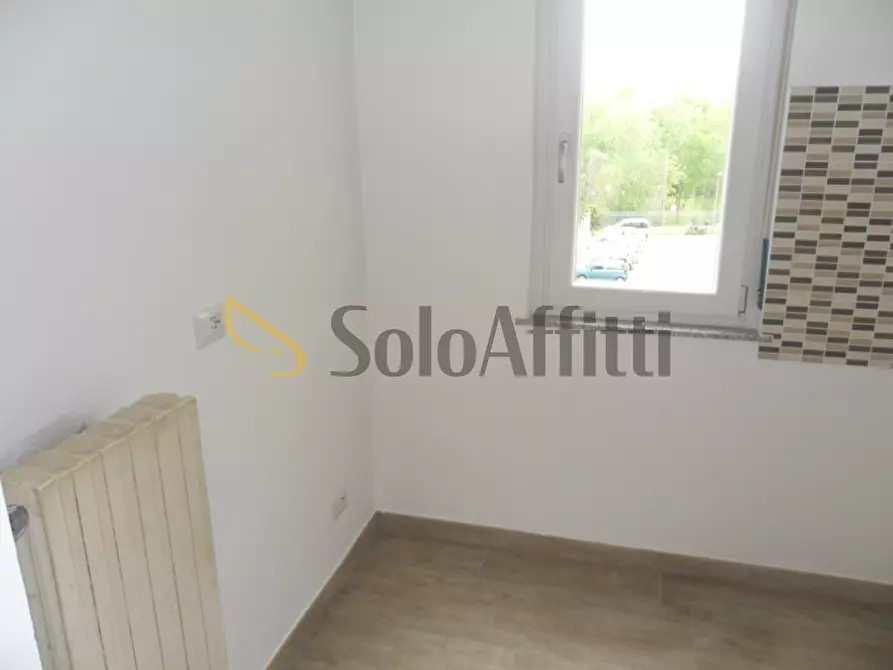 Immagine 4 di Bilocale in affitto  in Via Venturello 2 a Rivoli