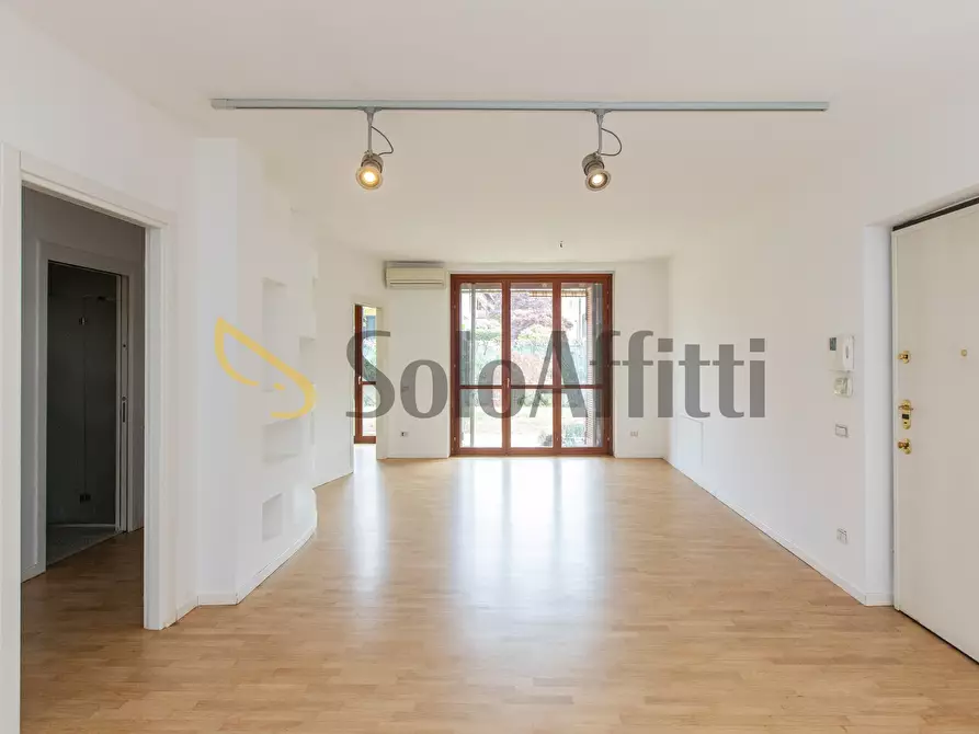 Immagine 3 di Villetta a schiera in affitto  in Via E. Mattei 42 a Gorla Maggiore