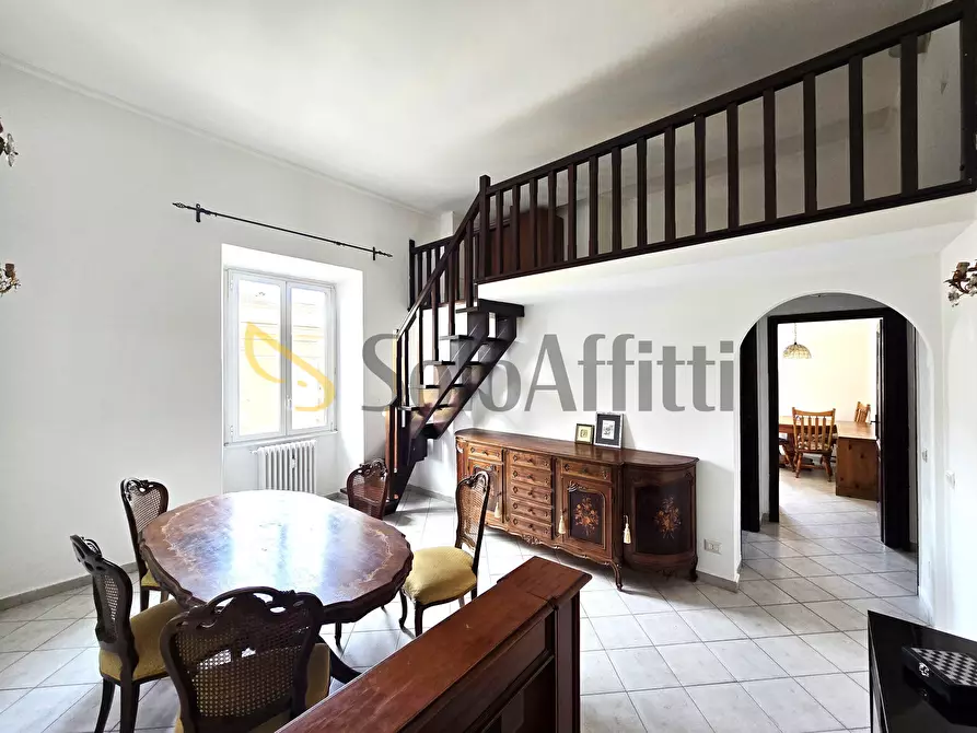 Immagine 9 di Trilocale in affitto  in Piazza di Santa Croce in Gerusalemme 1 a Roma