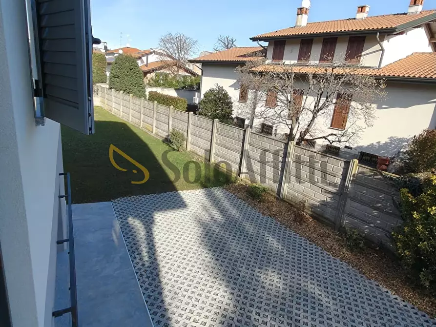 Immagine 35 di Villa in affitto  a Marnate