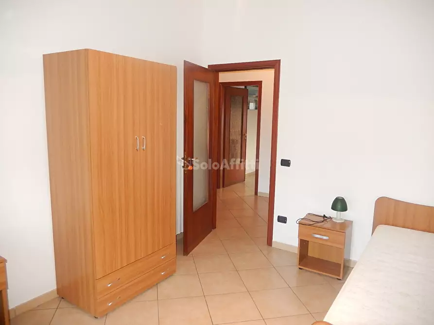 Immagine 6 di Stanza singola in affitto  a Catanzaro