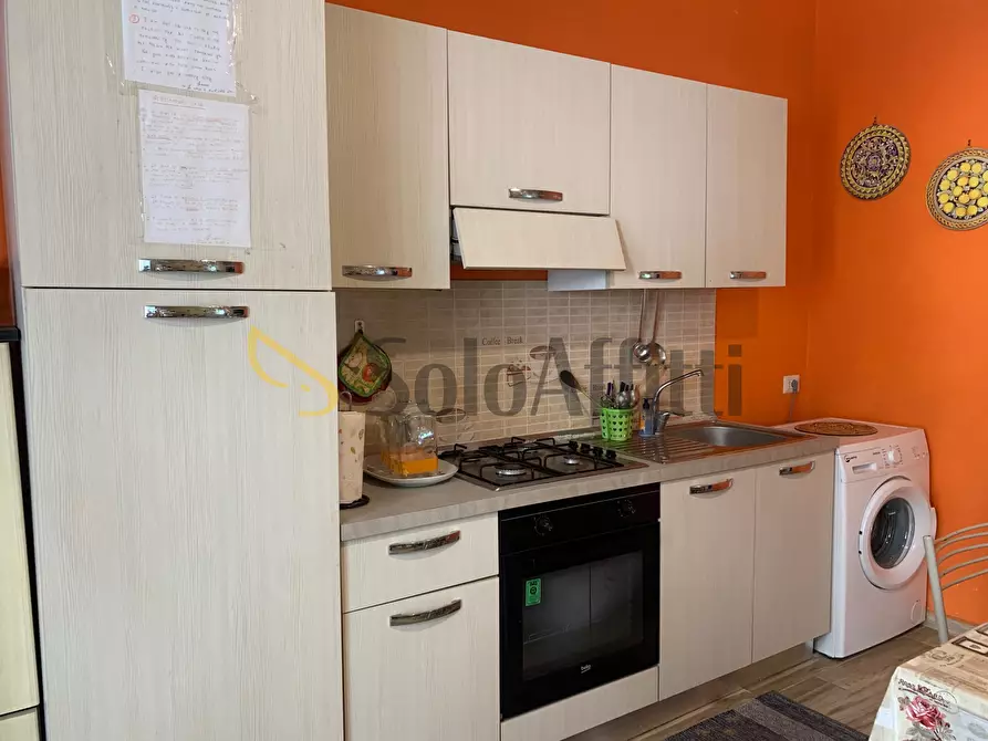 Immagine 15 di Bilocale in affitto  in Via Conte Ruggero 65 a Catania