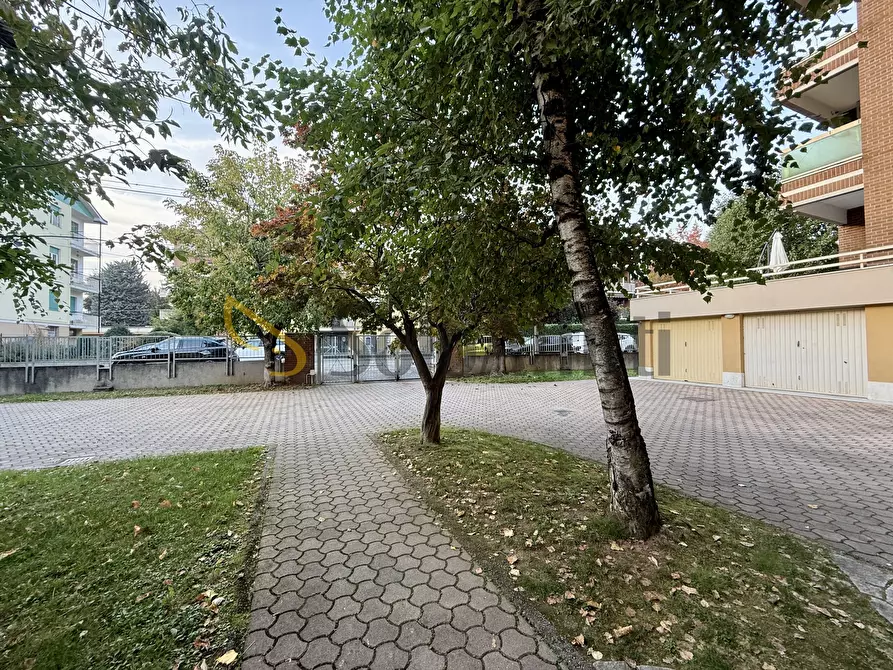 Immagine 85 di Quadrilocale in affitto  in Via Buratto 7 a Ciriè