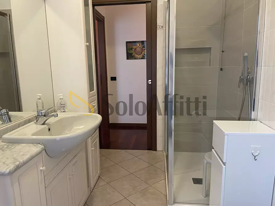 Immagine 16 di Trilocale in affitto  in Via Torino 21 a Legnano