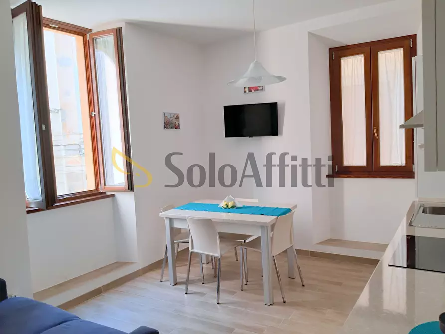 Immagine 2 di Bilocale in affitto  a Osimo