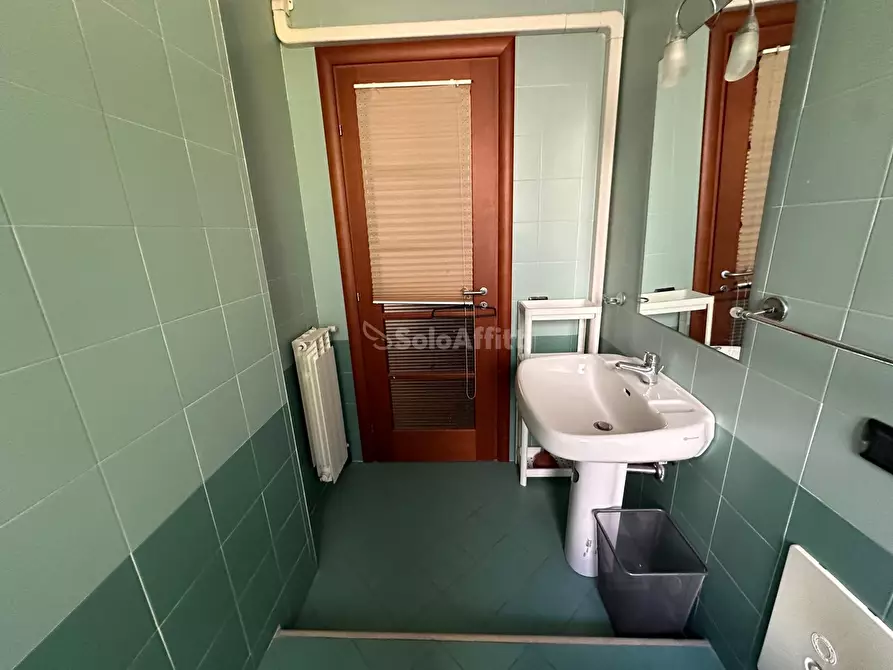 Immagine 20 di Stanza singola in affitto  in Via Maggiore Salvatore Arena a Caserta