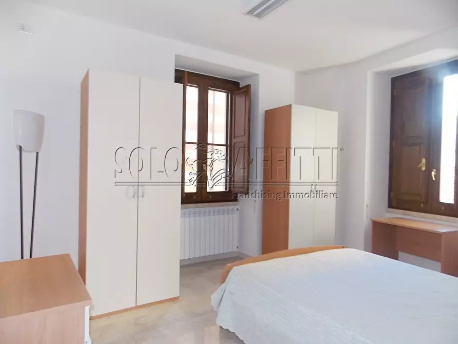 Immagine 12 di Stanza singola in affitto  a Catanzaro