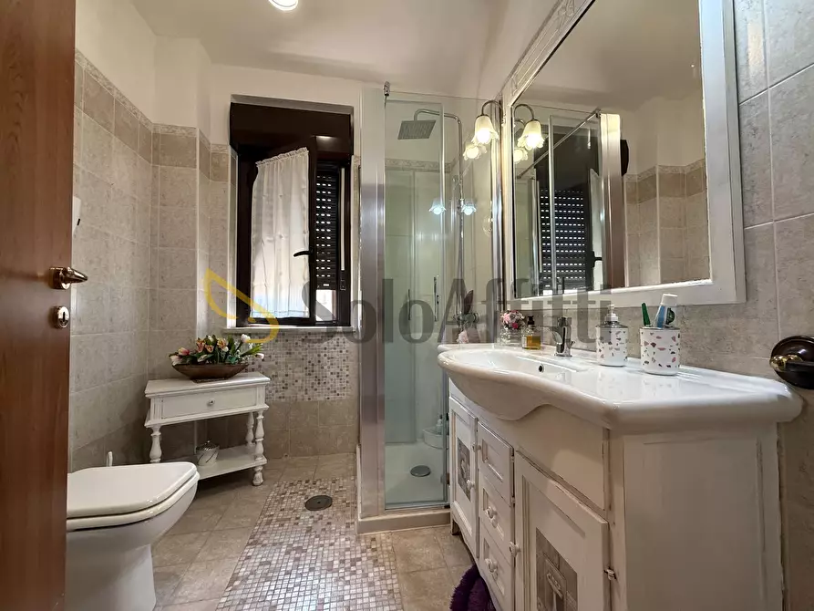 Immagine 15 di Villa in affitto  in Via Martiri di Nassirya 16 a San Floro