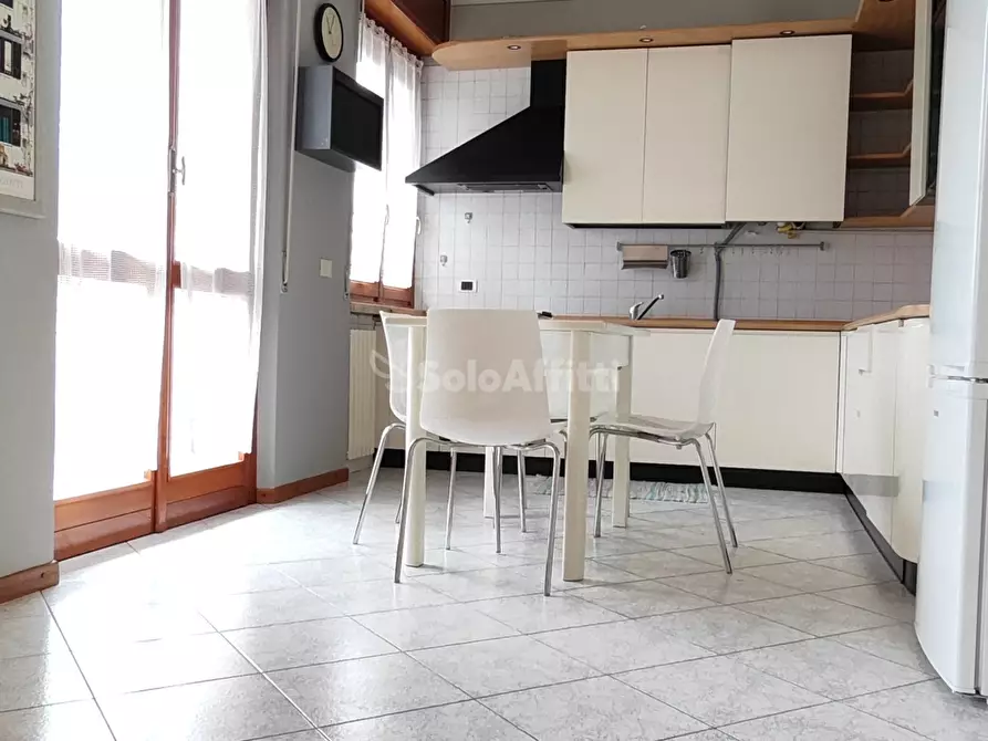 Immagine 10 di Stanza singola in affitto  in Via Monte Nero a Cinisello Balsamo