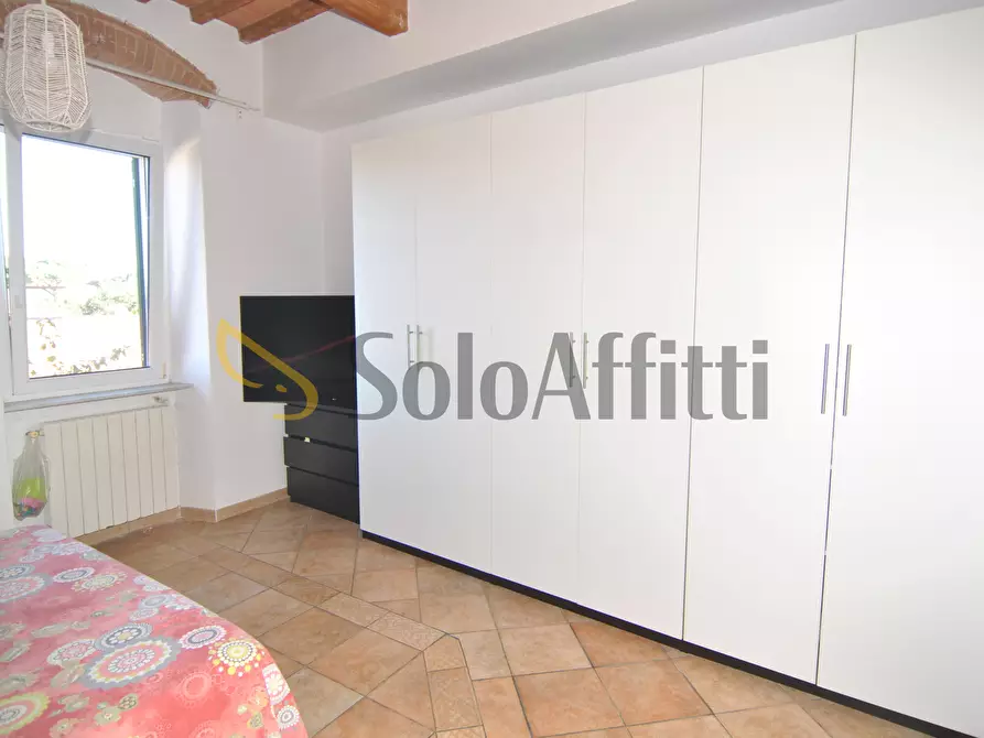 Immagine 10 di Bilocale in affitto  in Piazza del Cisternone 17 a Livorno