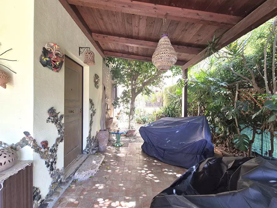 Immagine 7 di Villa in affitto  a Borgia