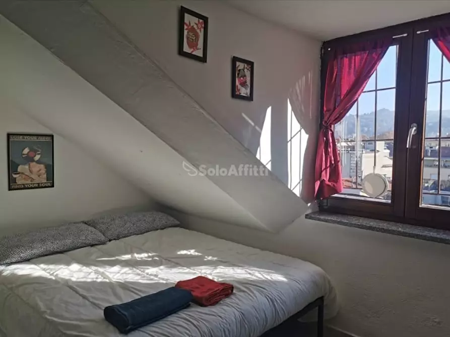 Immagine 11 di Mansarda in affitto  a Torino