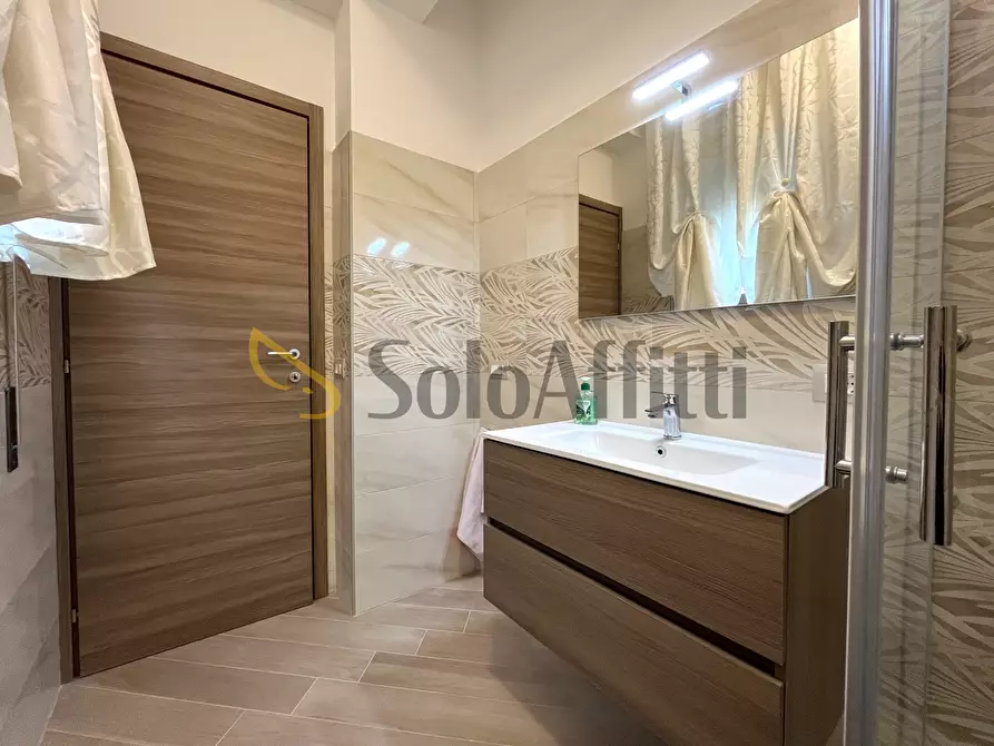 Immagine 11 di Bilocale in affitto  a Catanzaro