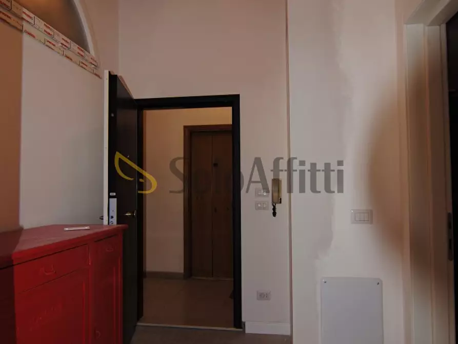 Immagine 2 di Trilocale in affitto  a Livorno