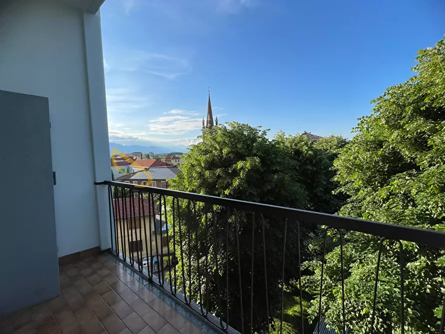 Immagine 1 di Bilocale in affitto  in Piazza Cavour a Venaria Reale