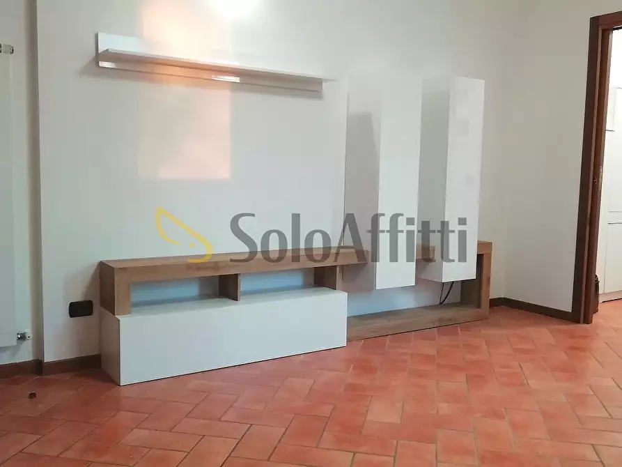Immagine 4 di Bilocale in affitto  in Via Camillo Benso Conte di Cavour 5 a Besana In Brianza
