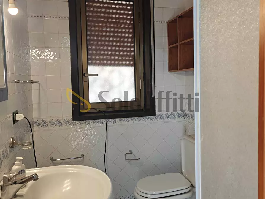 Immagine 4 di Bilocale in affitto  in Via Principi di Riggio 1A a Aci Castello