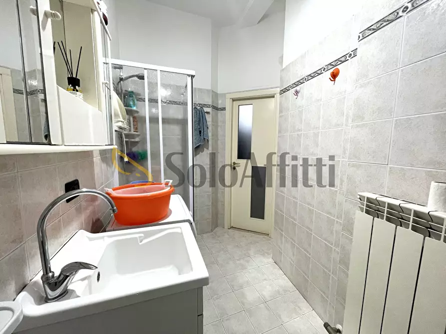 Immagine 9 di Pentalocale in affitto  a Catanzaro
