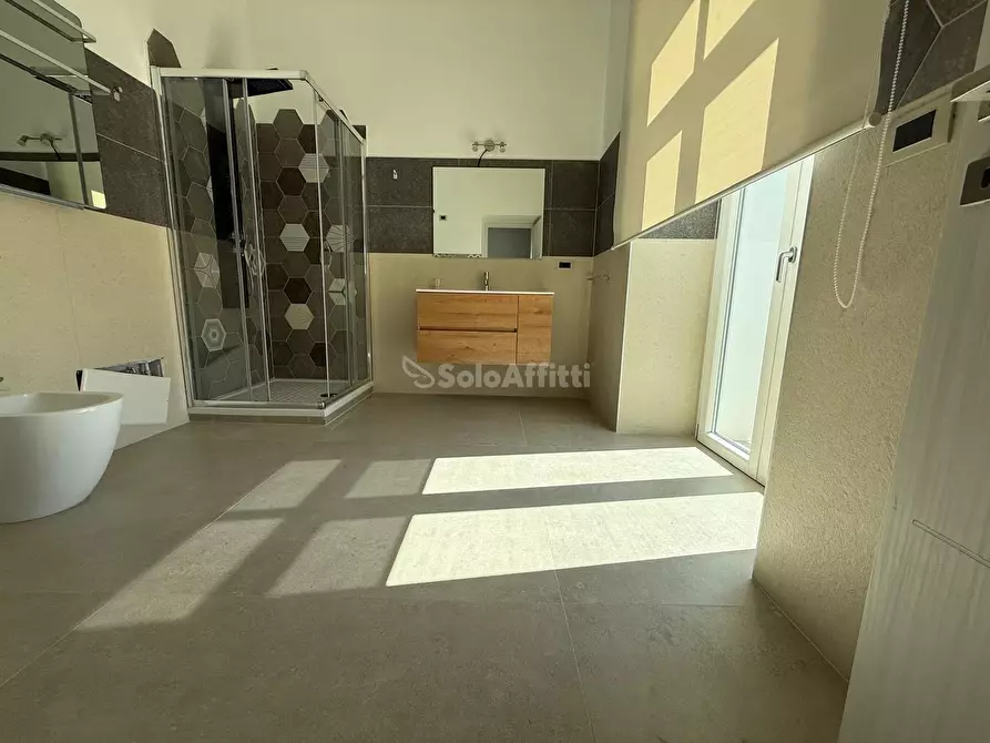 Immagine 23 di Monolocale in affitto  in Via Gennaro Tescione 208 a Caserta