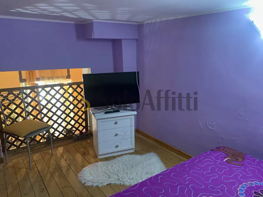 Immagine 25 di Bilocale in affitto  in Via Conte Ruggero 65 a Catania