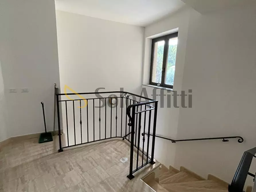 Immagine 17 di Bilocale in affitto  a Sora