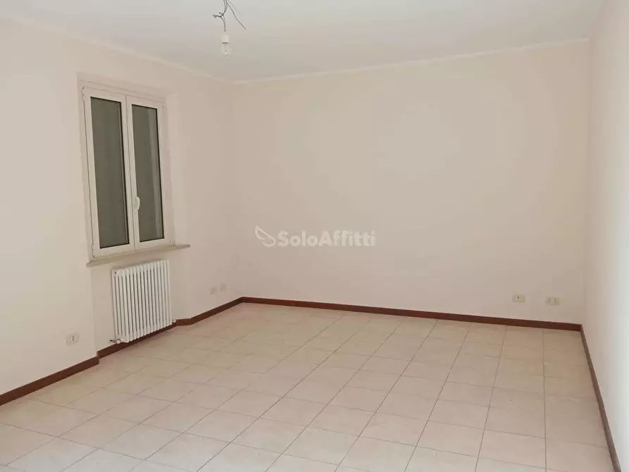 Immagine 7 di Trilocale in affitto  a Falconara Marittima