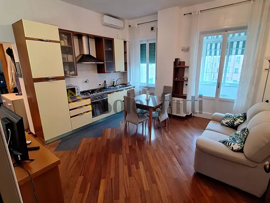 Immagine 1 di Bilocale in affitto  in Via Giovanni Marradi 169 a Livorno