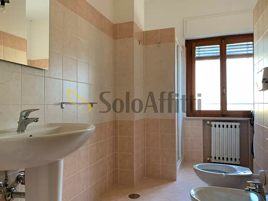 Immagine 14 di Stanza singola in affitto  a Catanzaro