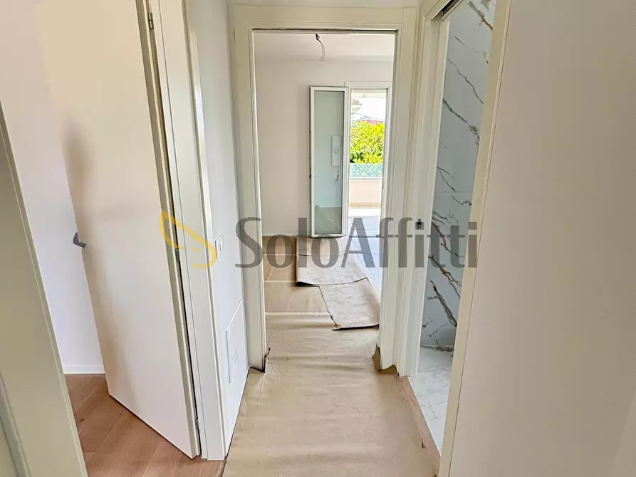 Immagine 6 di Trilocale in affitto  in Via Monte Titano 75 a Rimini