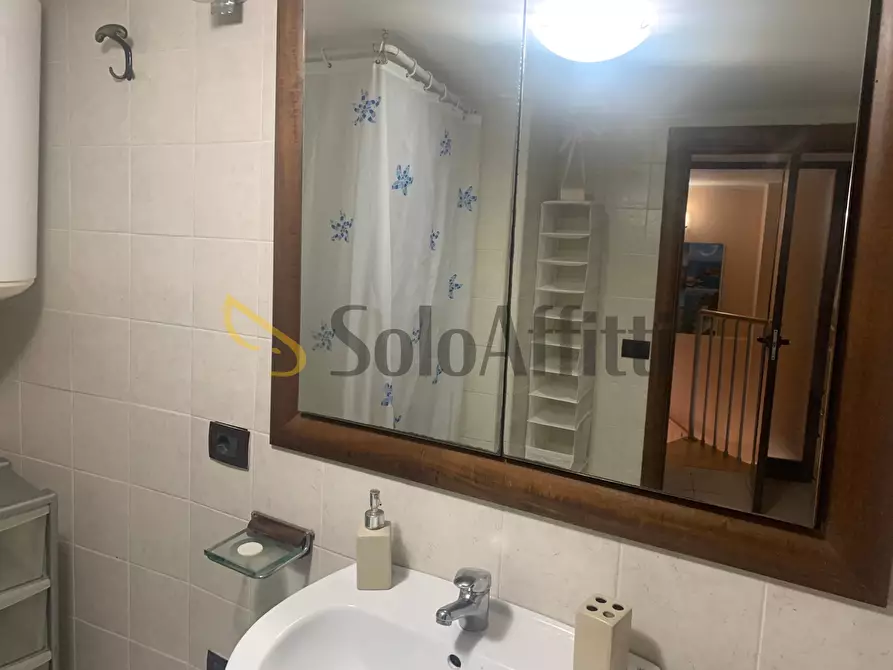 Immagine 12 di Bilocale in affitto  in Via Bonanno 22 a Catania